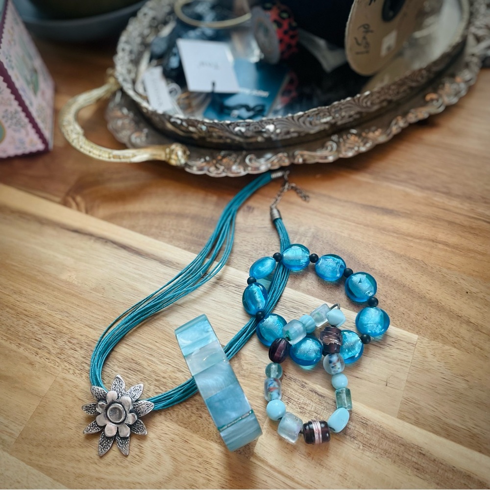 Multicord Hammered Patina Large Flower Pendant + Beaded Turquoise Bracelet Lot